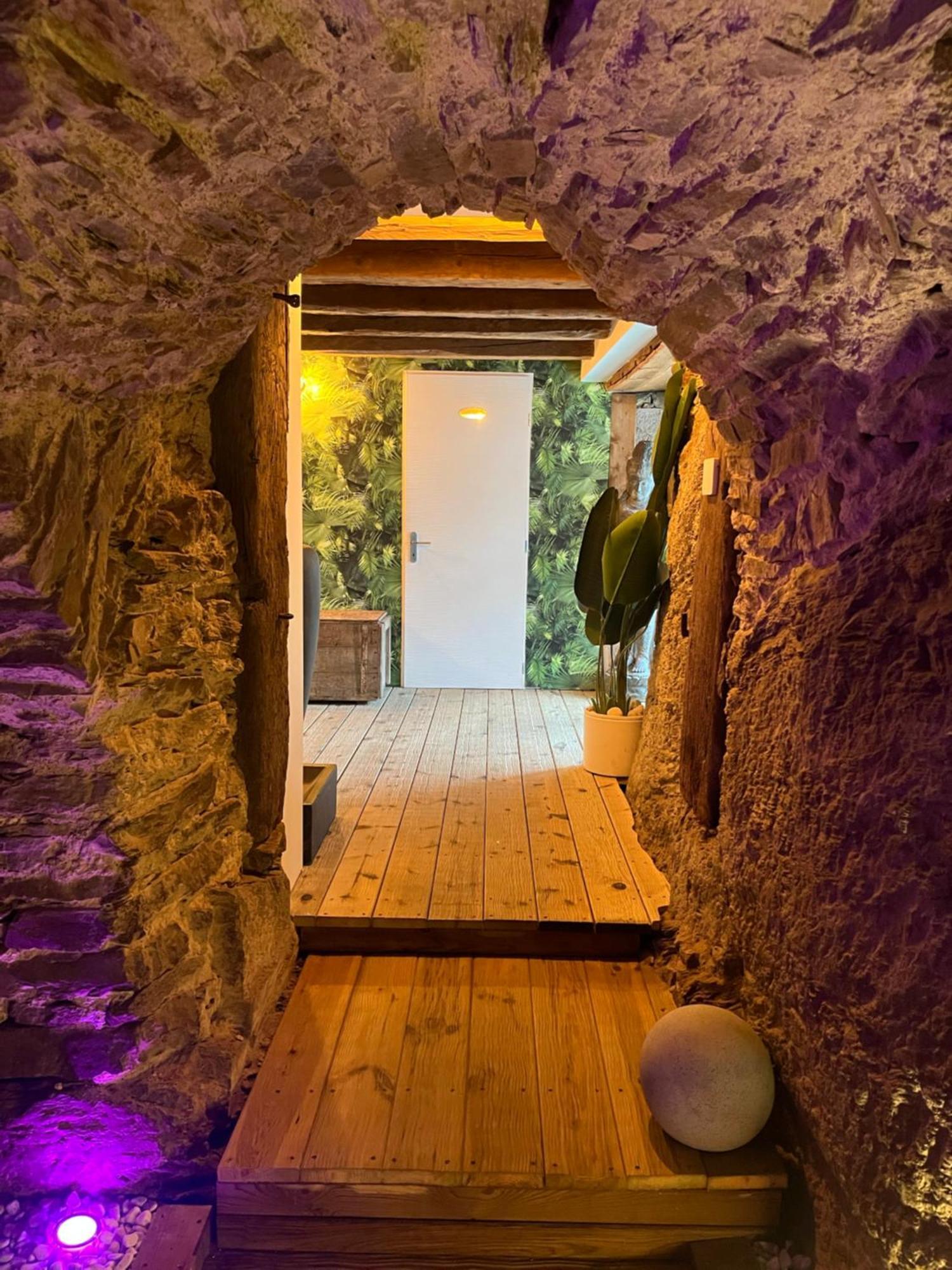 La Voute Du Pilat & Options Spa, Massage Сен-Шамон Екстер'єр фото